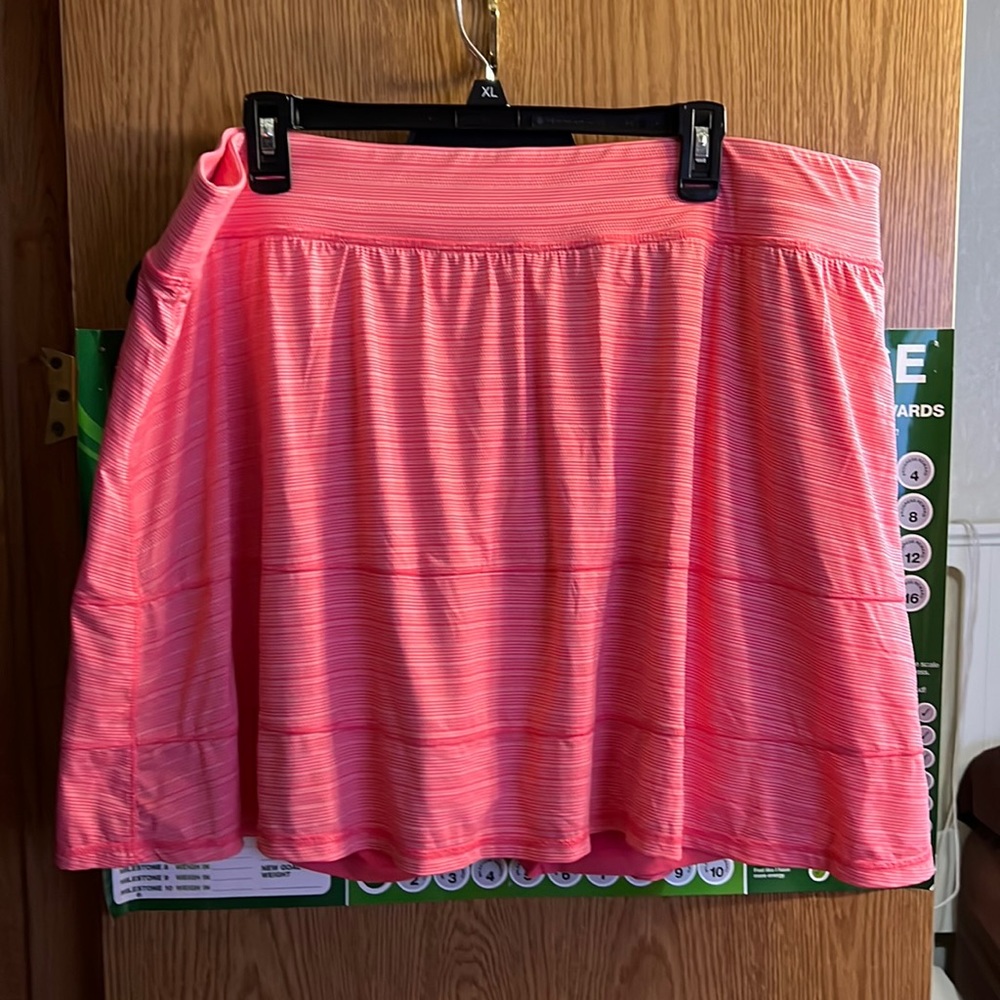 Bright pink livi skort size 22/24
